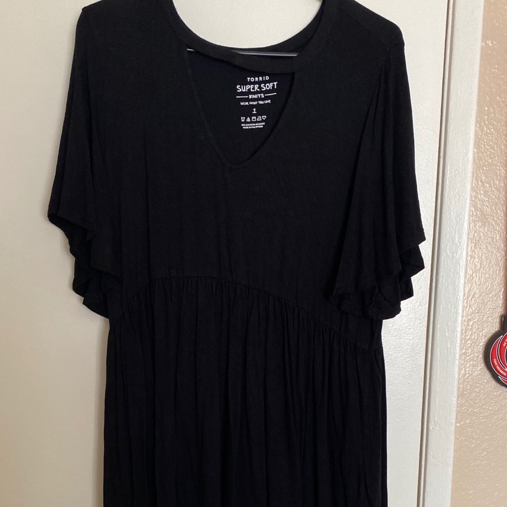 Torrid flowy top